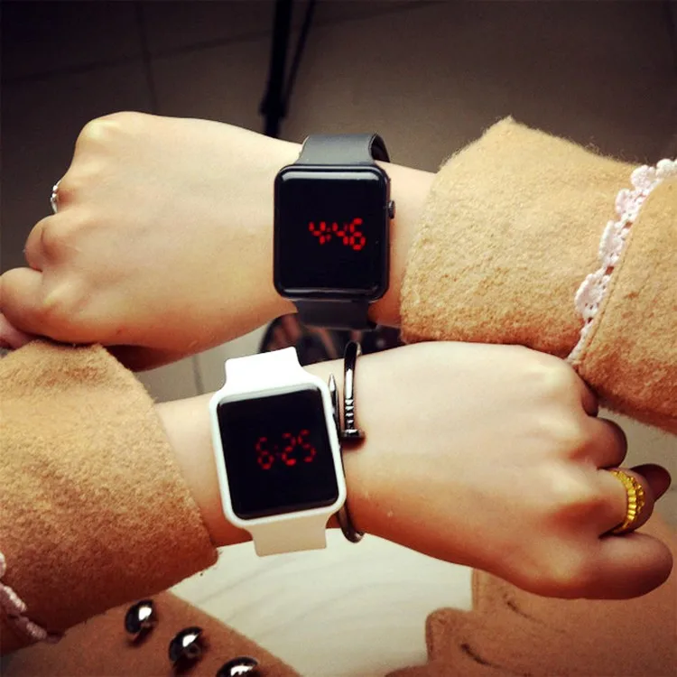 

Wholesale Lady New Square Electronic Luminous Silicone Led Watch, One colour