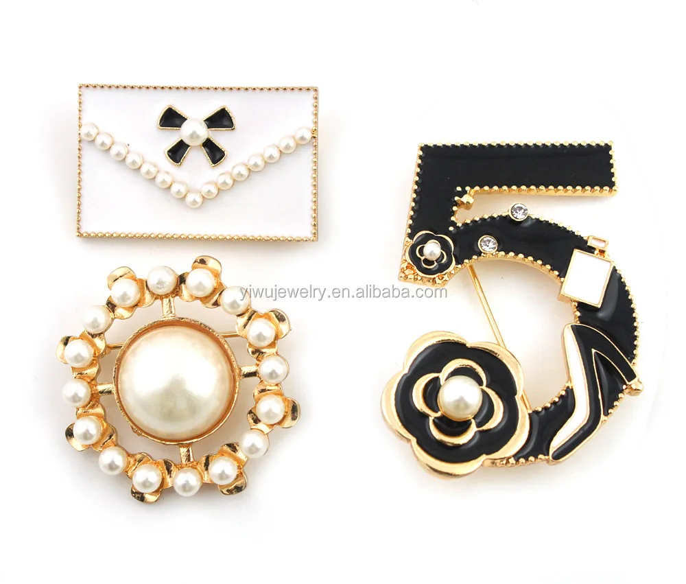 

P07-055 3pcs gold fancy gold NO. 5 enamel envelop and pearl flower brooch sets, At customer's requirments