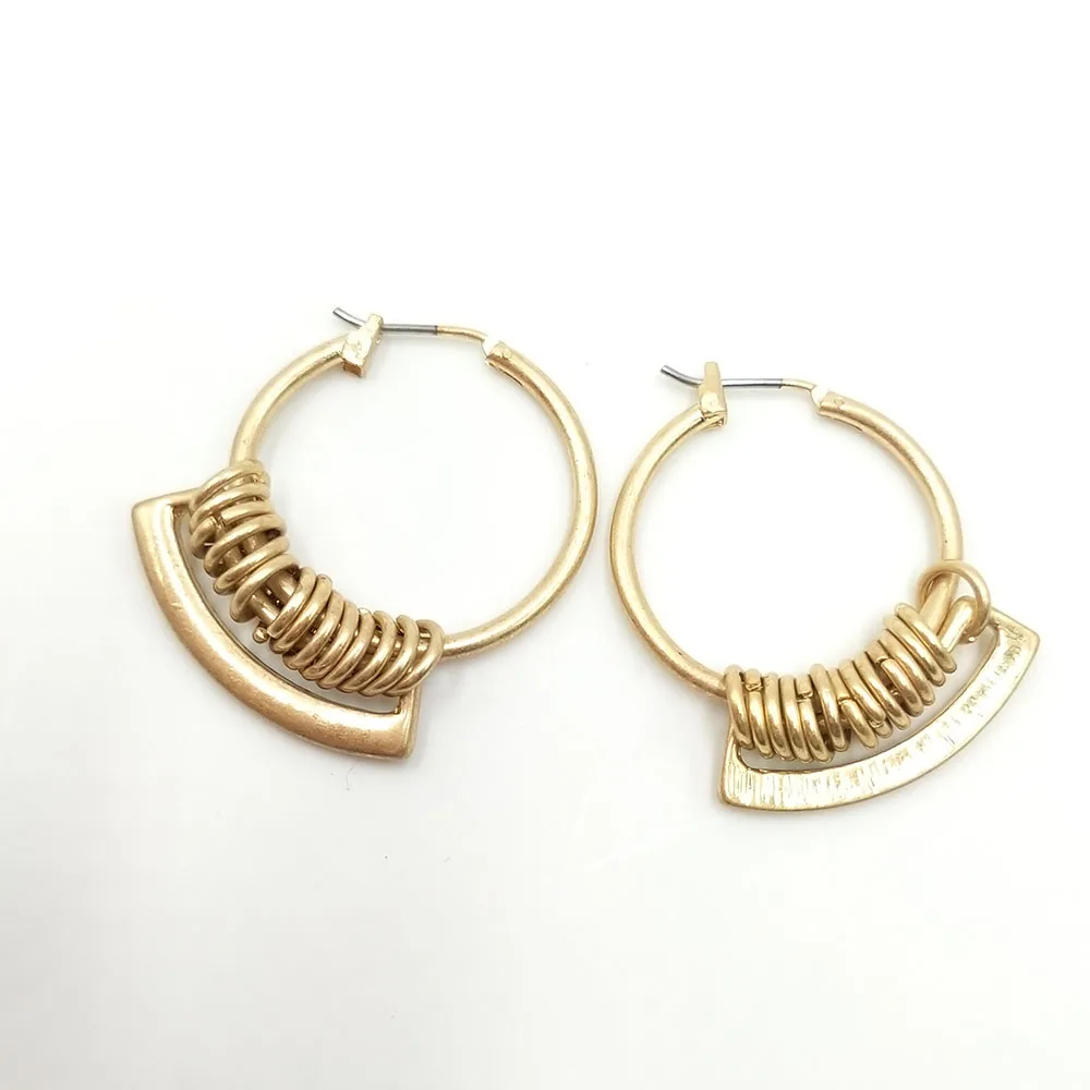 

2019 Trend jewelry Spring female European and American bohemian dangle earring matte gold Ins fan drop earring, Matte gol d