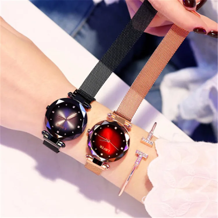 

Wholesale Women's Star Quartz Watch Magnet Watch, Customized