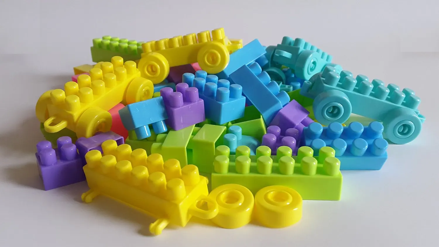 puzzle piece building blocks