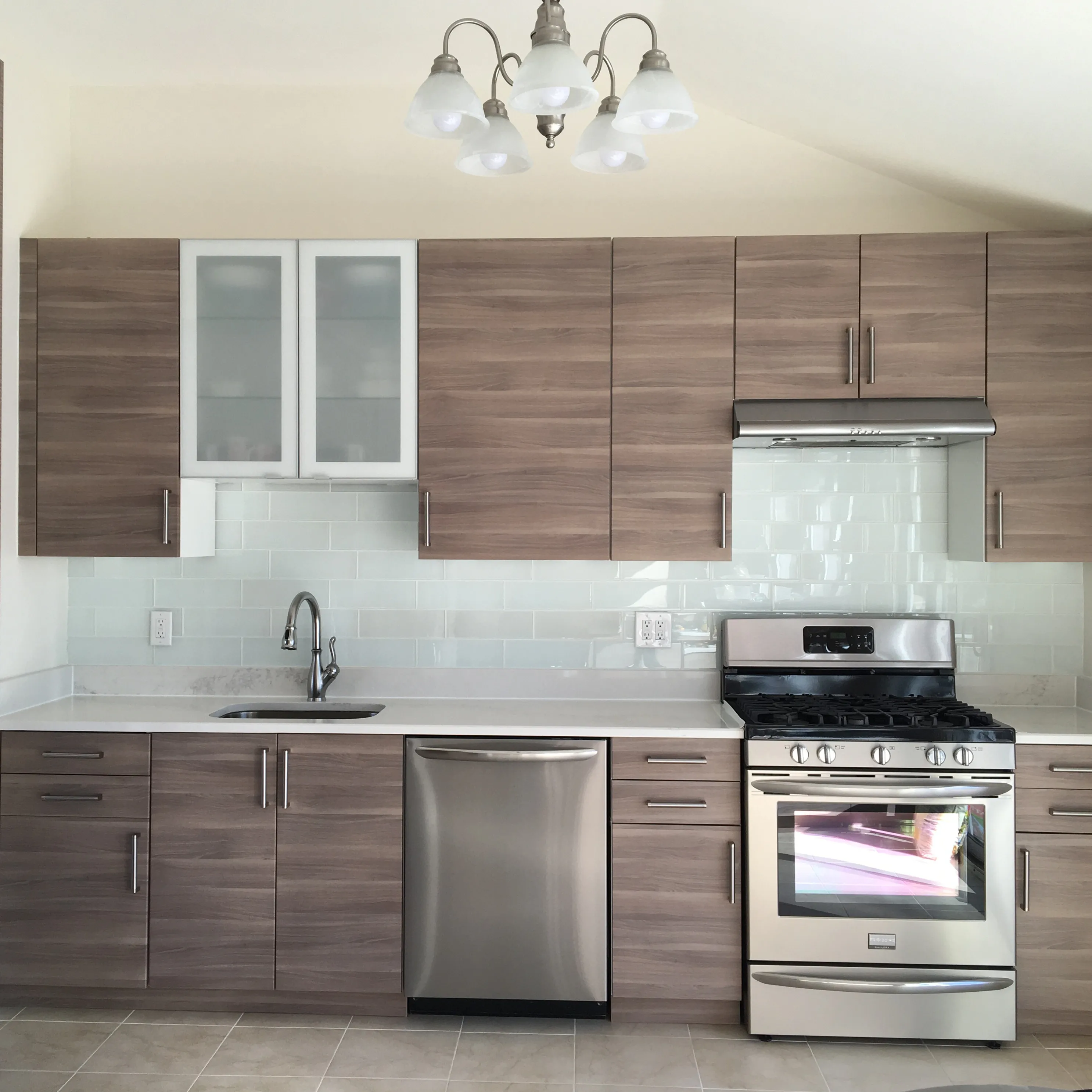 
high gloss lacquer kitchen cabinet doors 