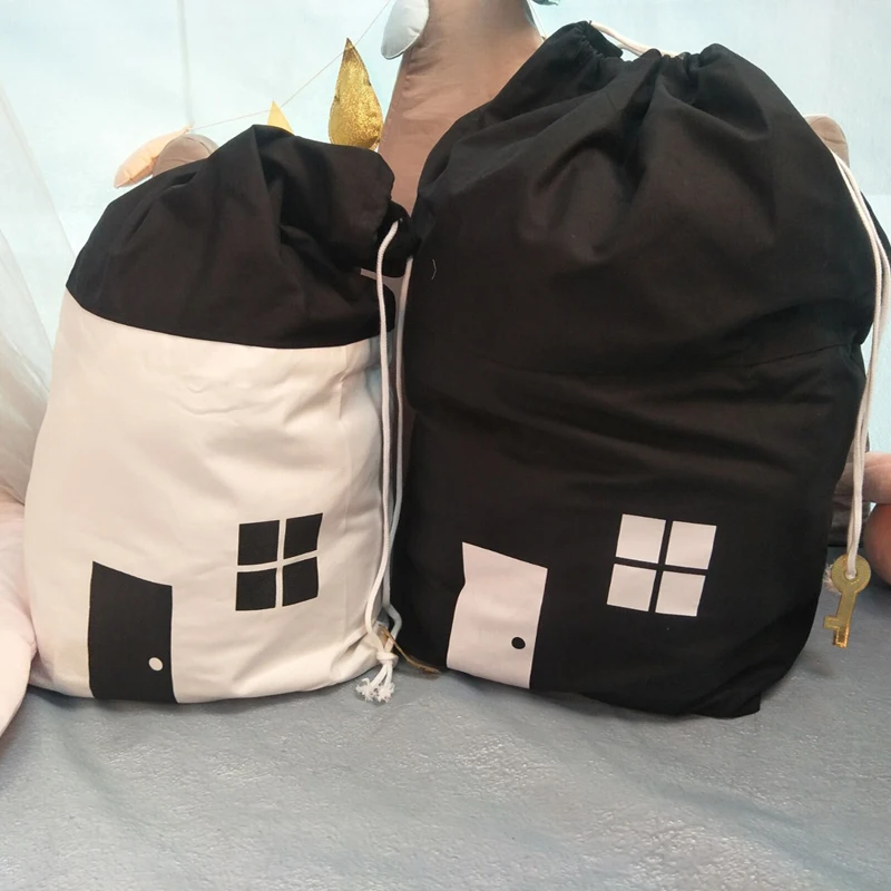 

Hot-selling Cute House Cotton Organizer Hanging Bag Reusable Toy Storage bag, N/a