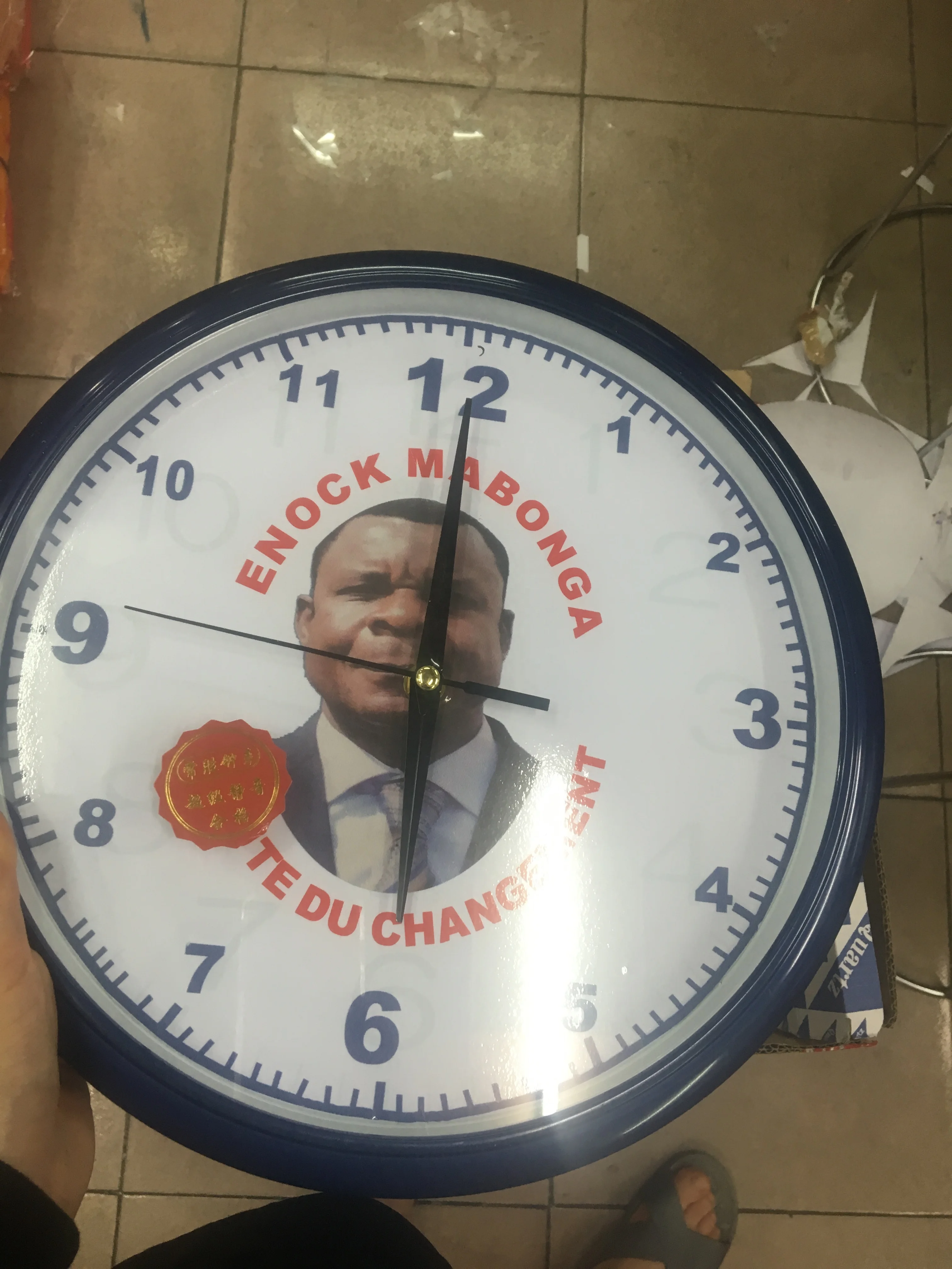 
cheap price custom gifts logo printing promotion wall clock plastic round shape Quartz clocks from china 