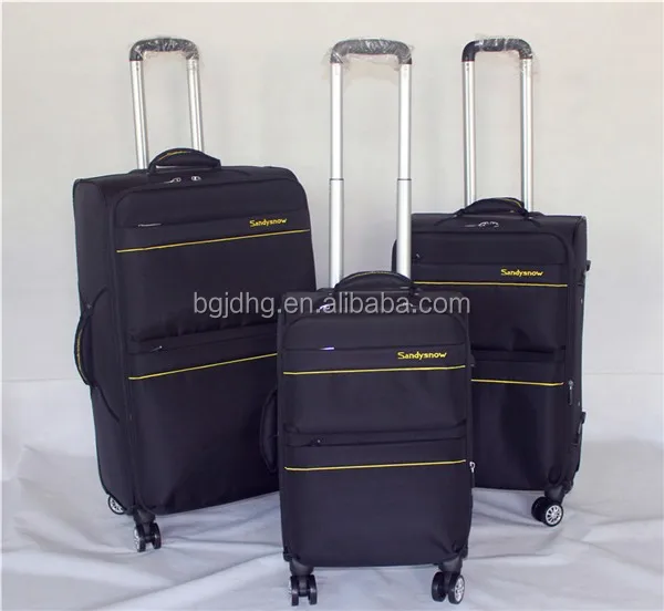 28 inch luggage weight