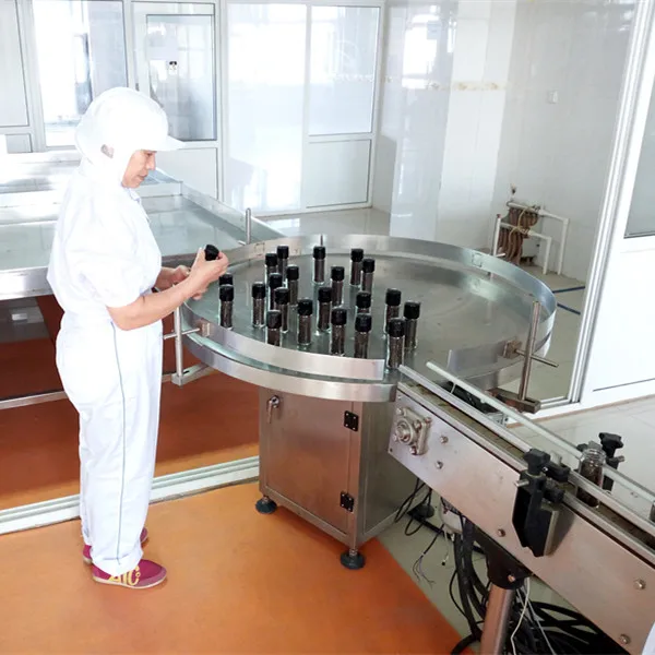 Contemporary 16-Jar Revolving Countertop Spice Rack