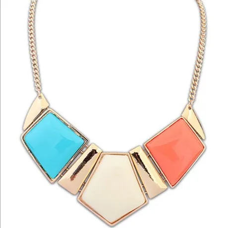 

New Candy Color Collar Necklaces Pendants Fashion Statement Metal Choker Necklace For Women 2019 Vintage Jewelry Accessories, Picture shows