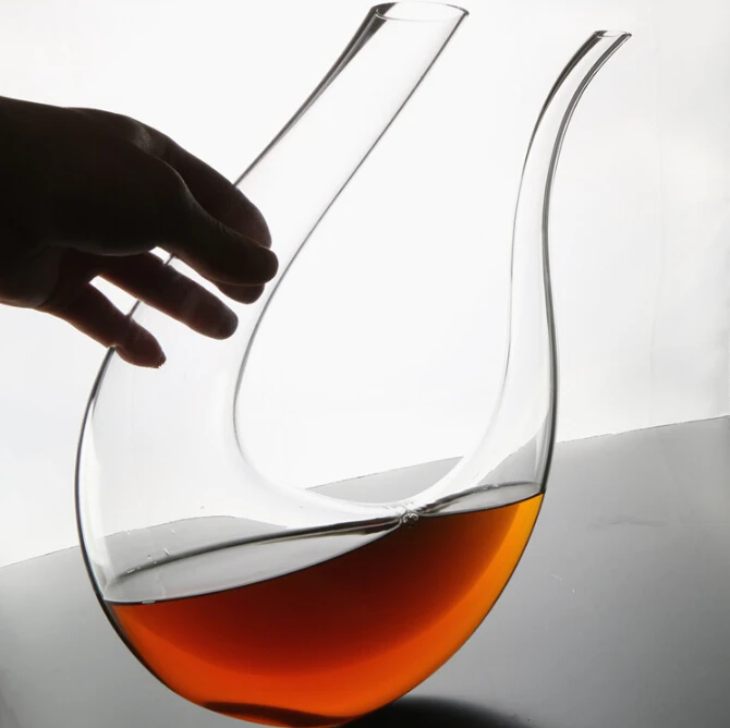 

900ml wholesale custom heat resistant borosilicate wine whiskey decanter no handle