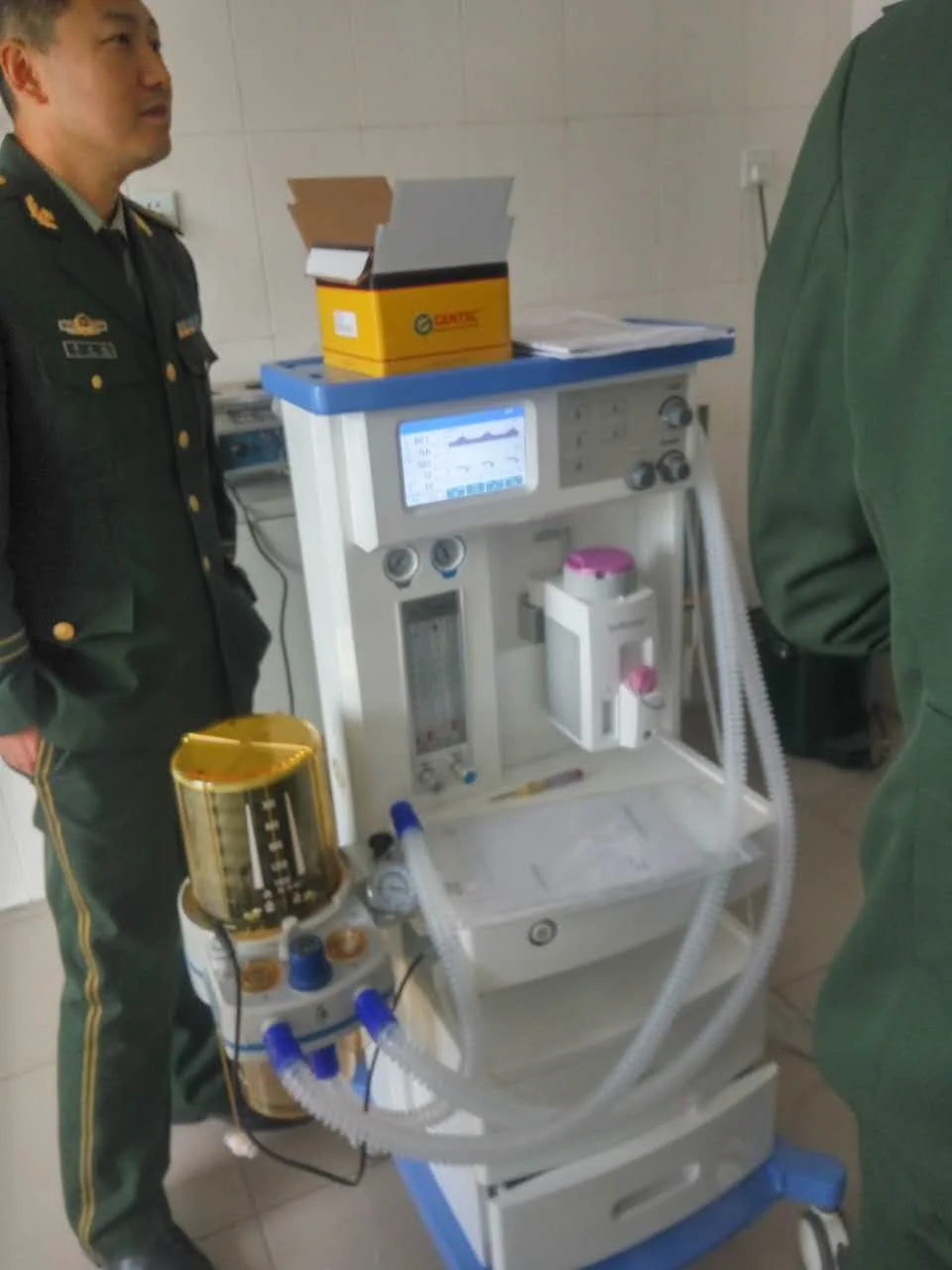 Anesthesia machine 2  S6100D anesthesia machine medical equipment tools hospital price cheap.JPG