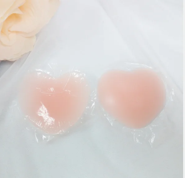 热卖女性防滑无肩带胶粘剂隐形推上去粘贴乳房提升贴纸硅胶裸体胸罩