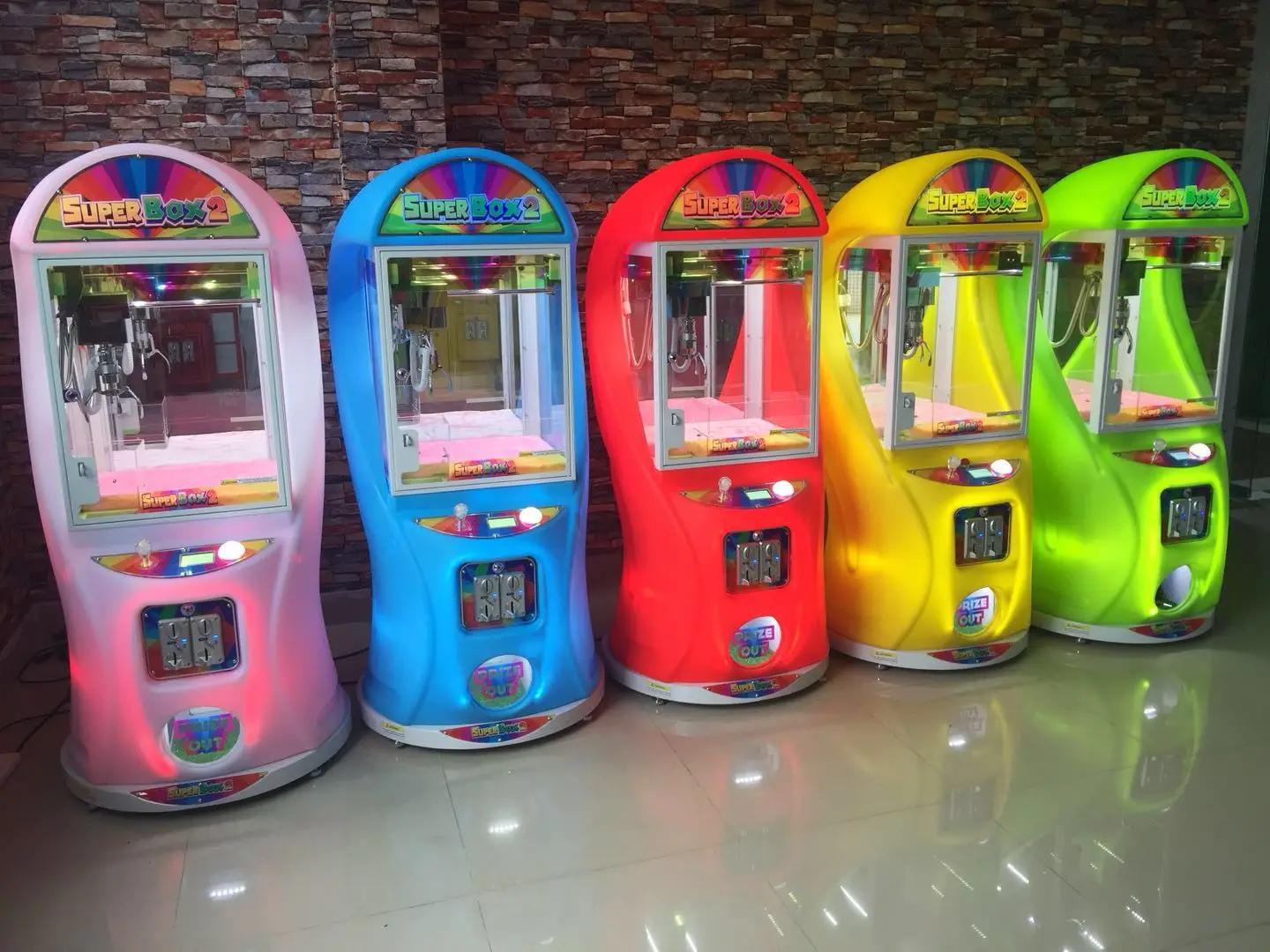Toys Magic Coin Operated Japan Police Malaysia Gift Doll Cheap Catcher Crazy Bus Toy Vending Mini Cube Star Crane Claw Machine Buy Star Crane Claw Machine Mini Cube Claw Machine Toy Vending Machine