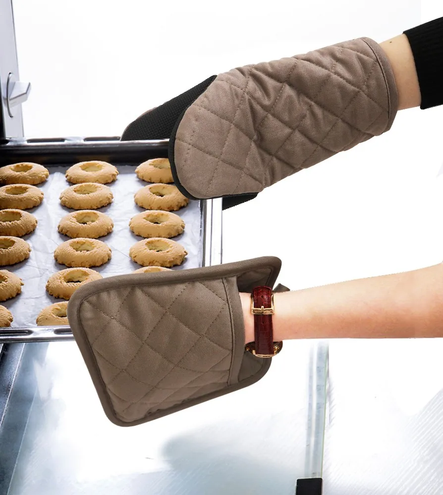 Hot Insulation Oven Mitt And Pot Holder Set For Home Kitchen Baking Buy Pot