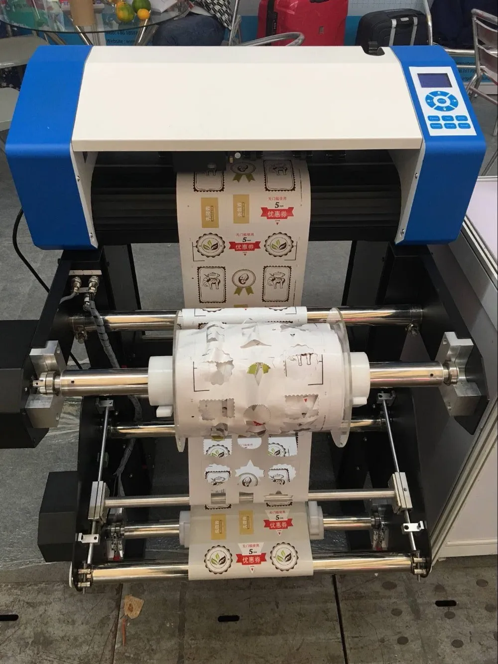 Bascocut Roll To Roll Label Cutter/a3+ A3 A4 Size Digital Die Cutter