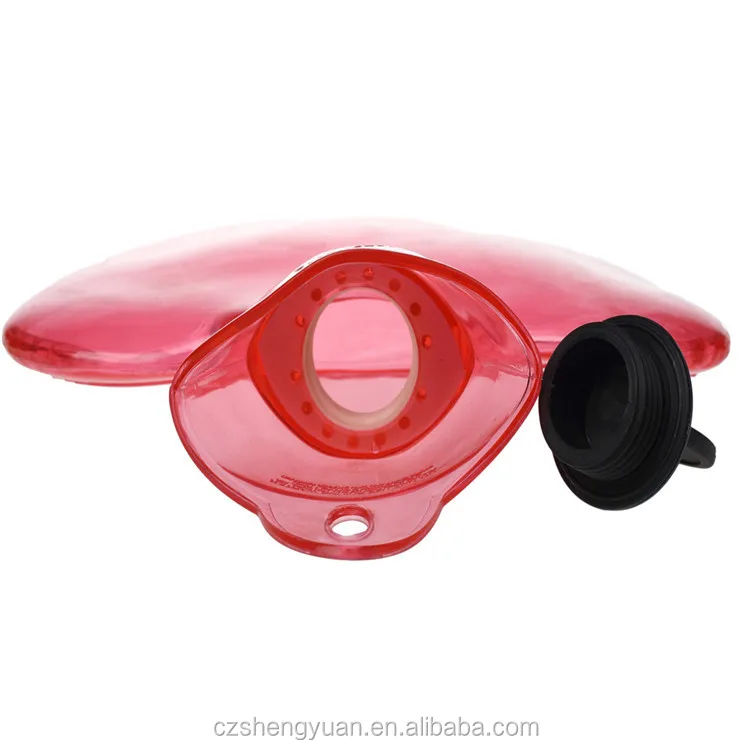 
1000ml bottle of heart shape hot water 