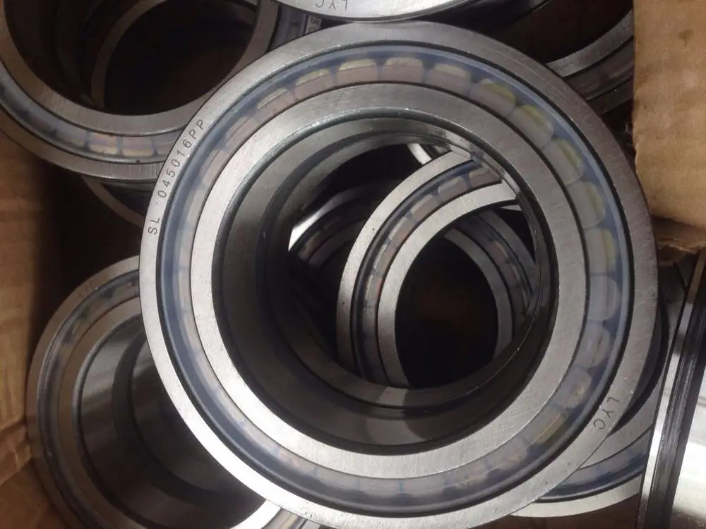 Full Complement Cylindrical Roller Bearing Ncf1888 V 440x540x46 Mm