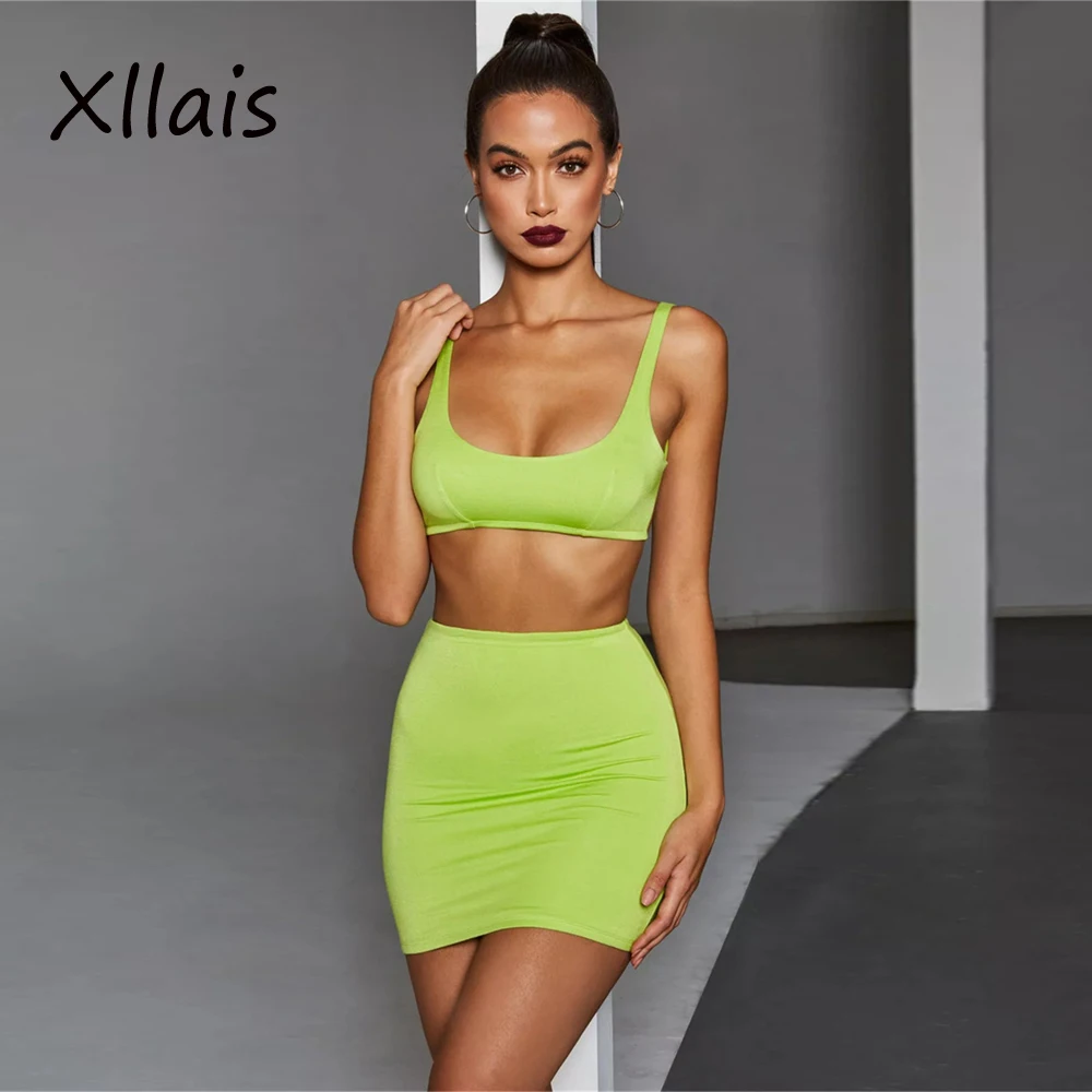 

8250 Solid women sets 2019 Fashion brand new 2 piece set women casual Three colors bodycon tank tops pencil skirt matching set