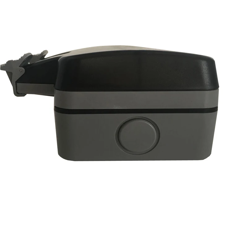 
IP66 13A 3000W UK standard Double Outdoor waterproof socket 