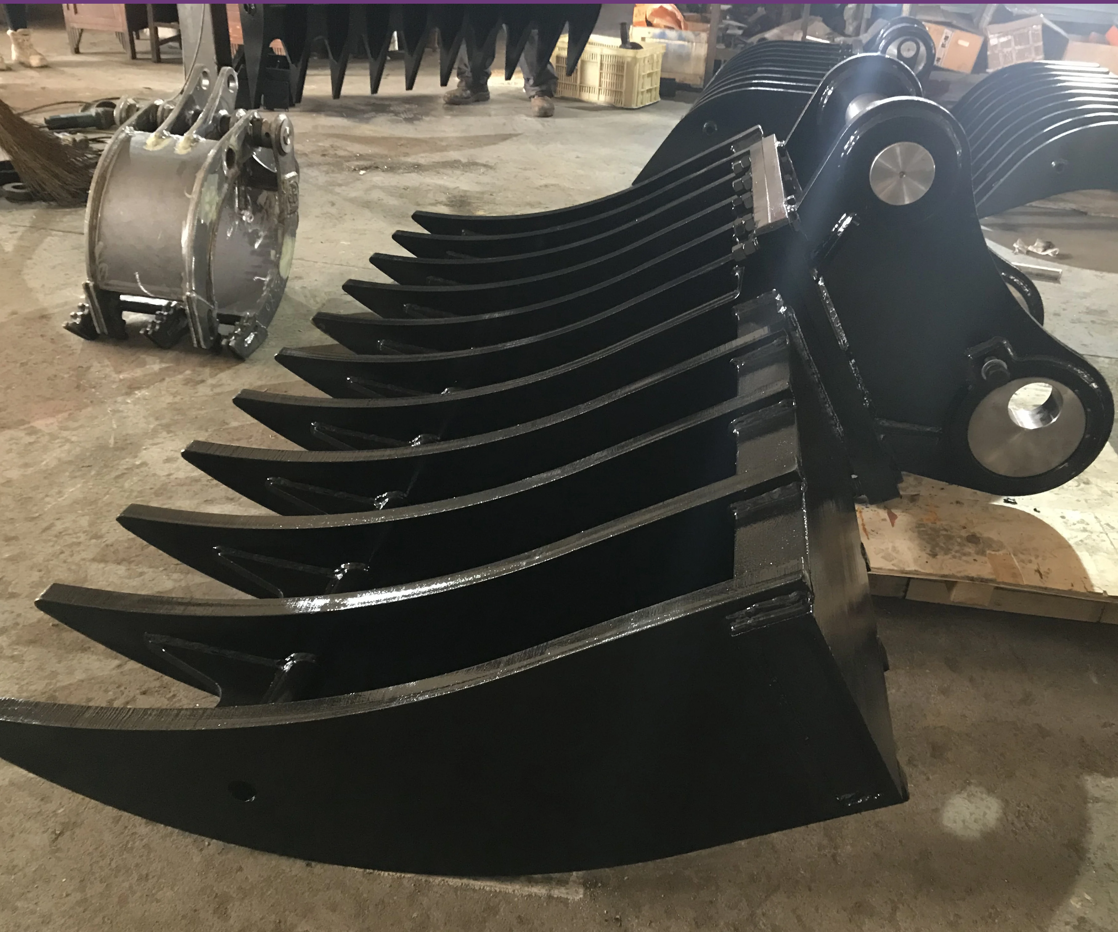 
10% promotion wear steel hardox excavator rake 