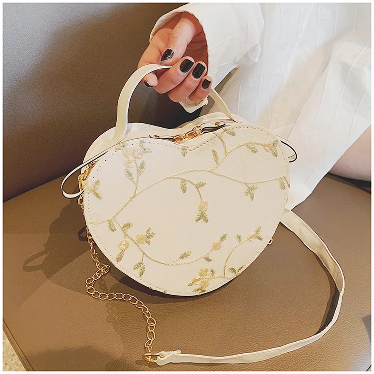 

2020 Cheap New Model Trendy Fashion All-match Small Girls Embroidery Handbag