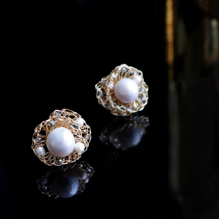 New design of Feminine Korean Stud earings Pearl Personality trendy Simple style Euro-American earings