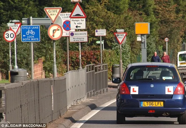 China Manufacturer Durable Aluminum Door Traffic roadway safety Sign Plate