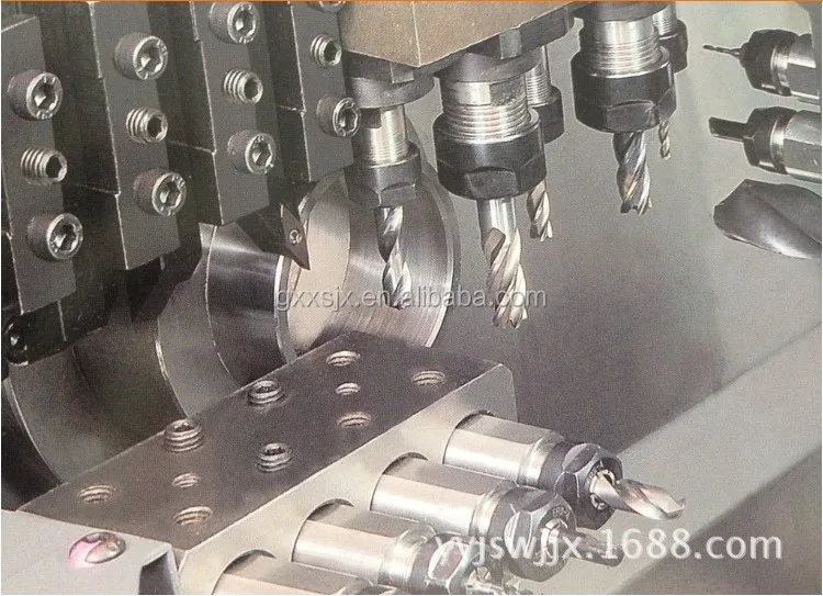 universal lathe machine price