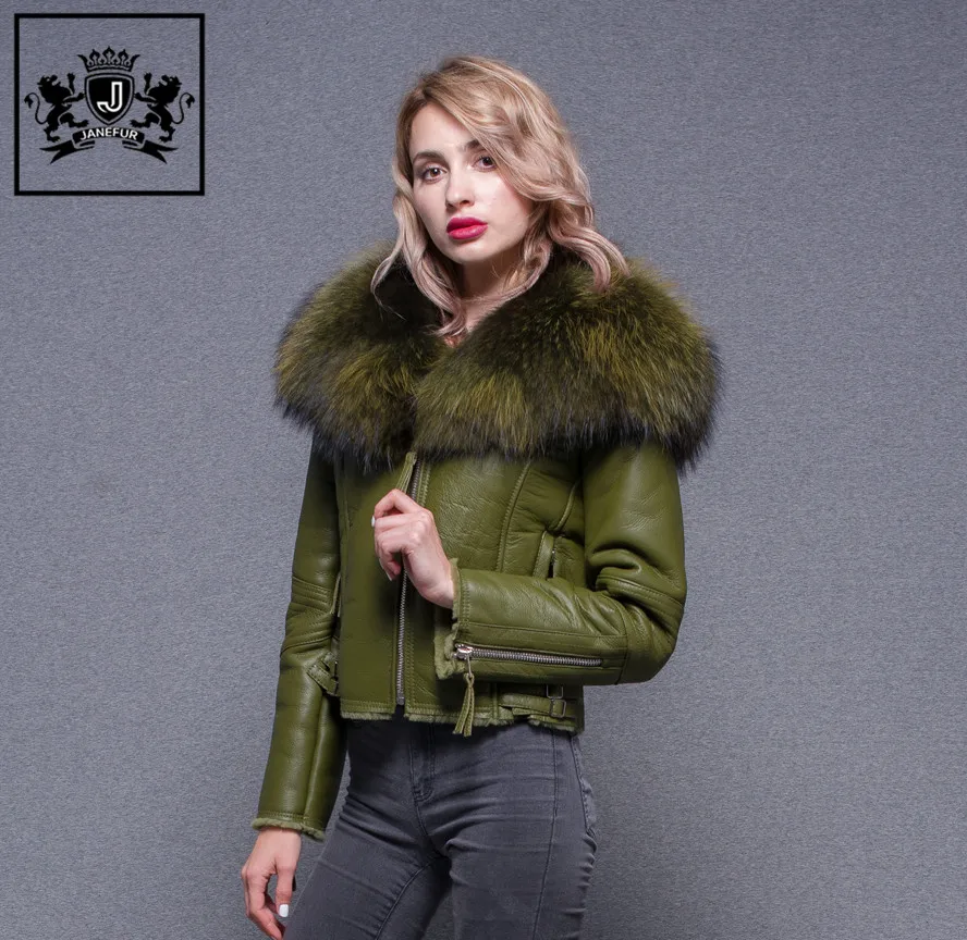 

Factory Winter Newly Large Fluffy Real Raccoon Fur Collar Jacket Sheepskin Coat Women Genuine Sheep Leather Jacket, We can dyeing any color