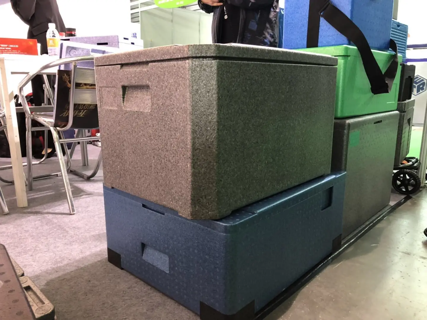 37l food use epp foam cooler box for cold chain delivery