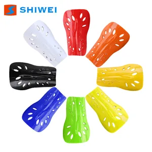 SHIWEI-600#Colorful football shin guard with factory price