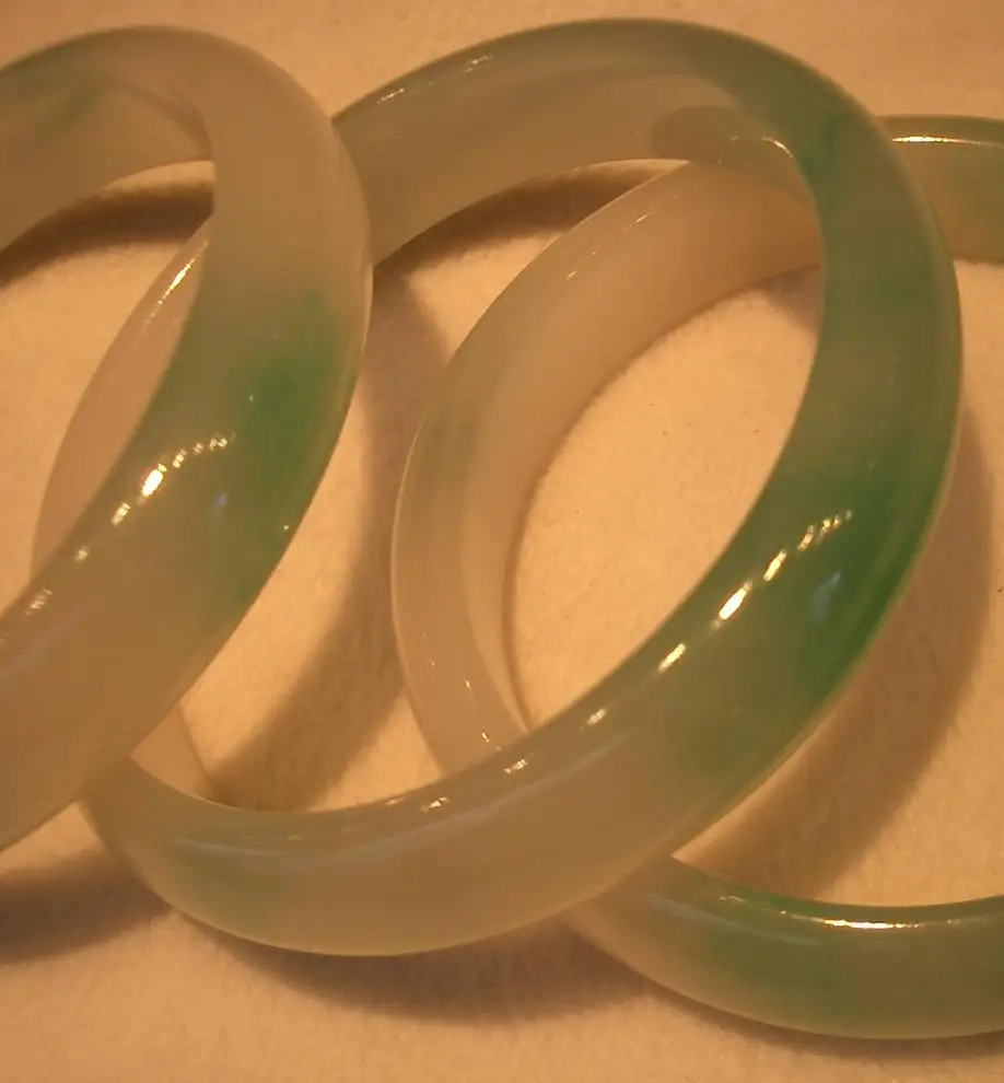 quality jade bangles