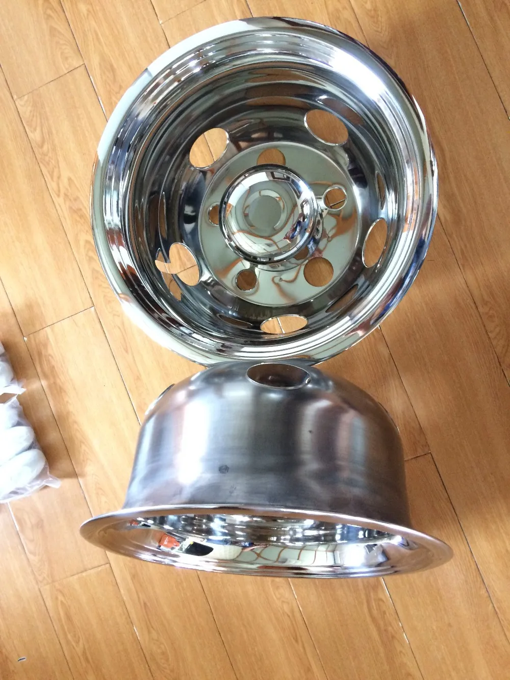 Top Sale 17.5 Inch Stainless Steel Wheel Cover For Heavy Truck And Bus