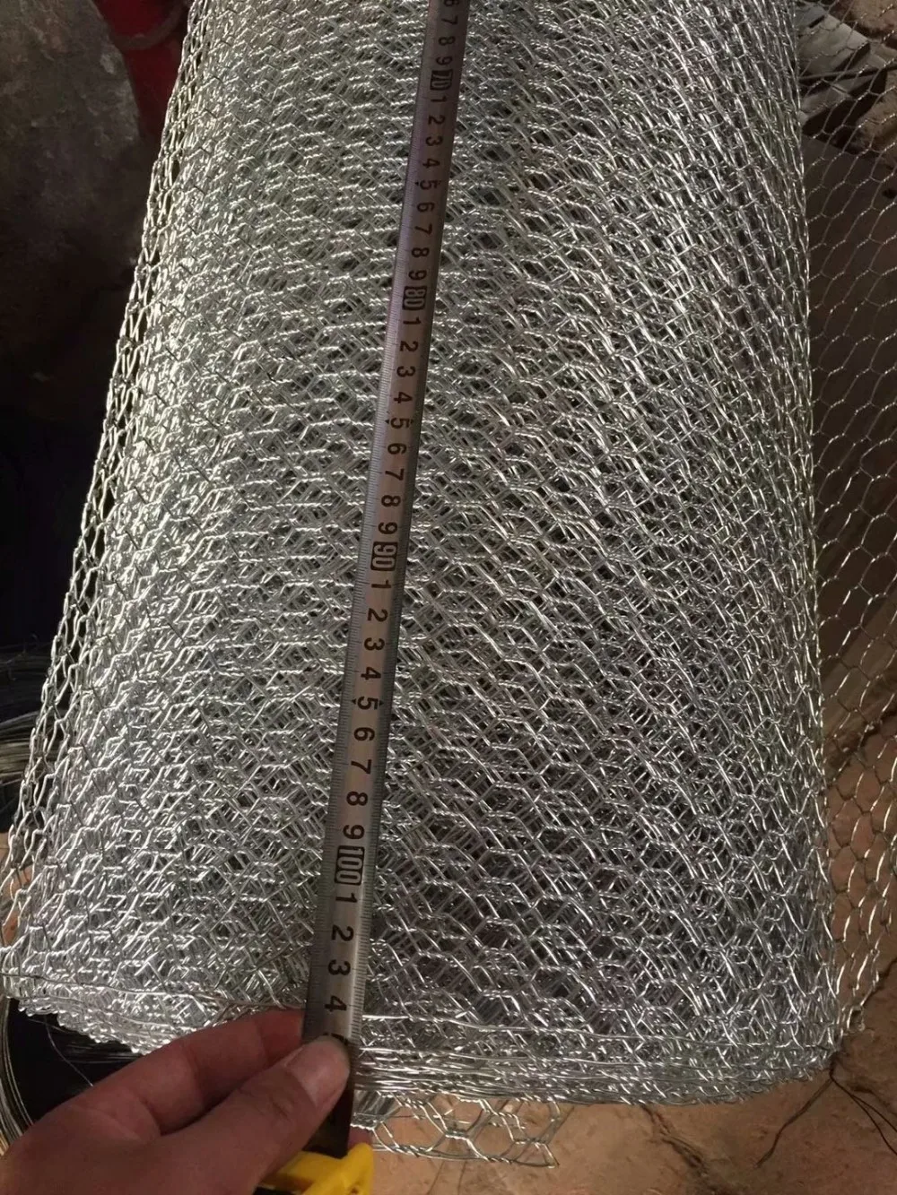 Manufacturer Woven 20*20mm Galvanized Chicken Wire Mesh Kenya Buy