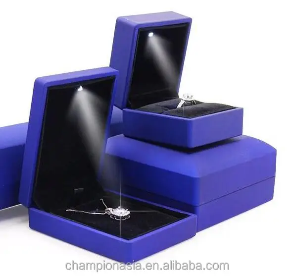 

Custom rubber paint coating LED blue velvet ring Jewelry gift box