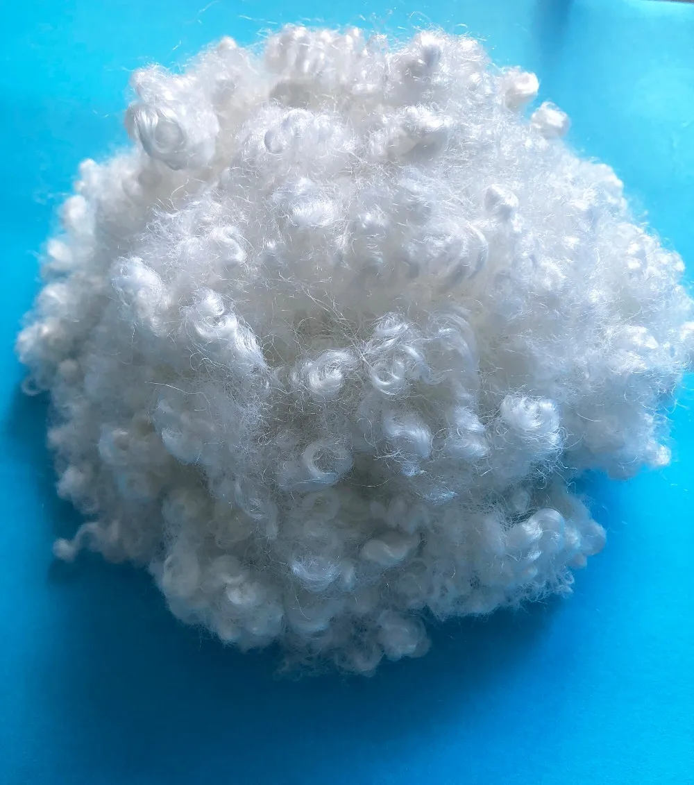 最大的涤纶短纤维制造商快速交货 15d 32毫米空心共轭硅化 psf 球灌装