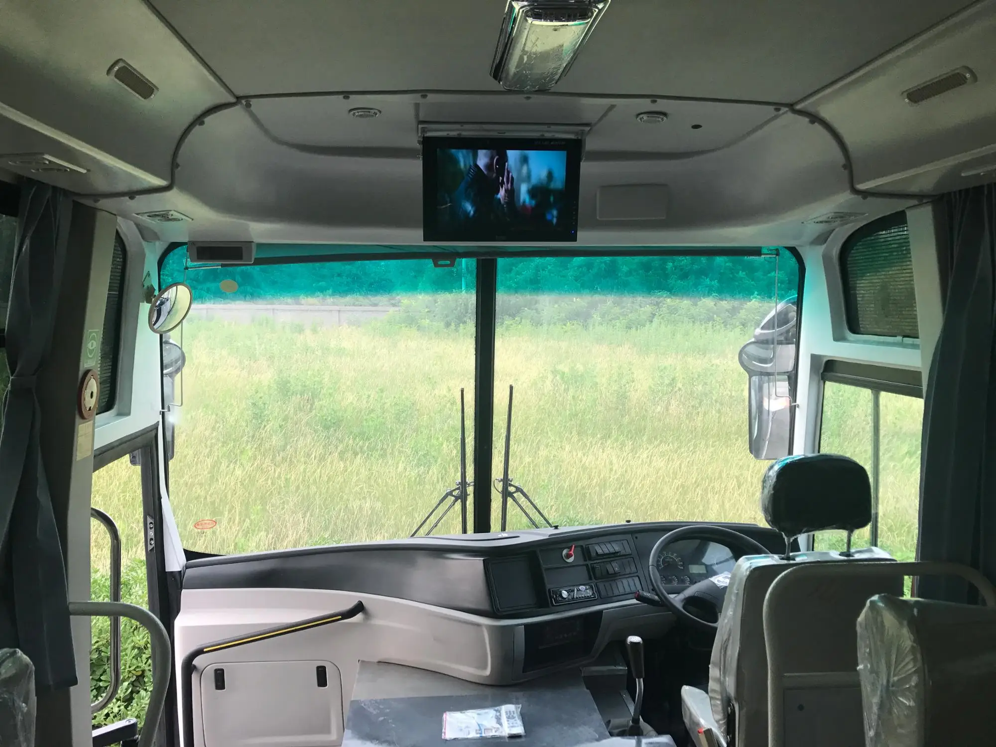 luxury tour bus.JPG