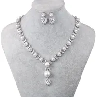 

New Arrival Cubic Zirconia and Shell Pearl Necklace Earring Jewelry Set for Wedding Bride or Bridesmaid
