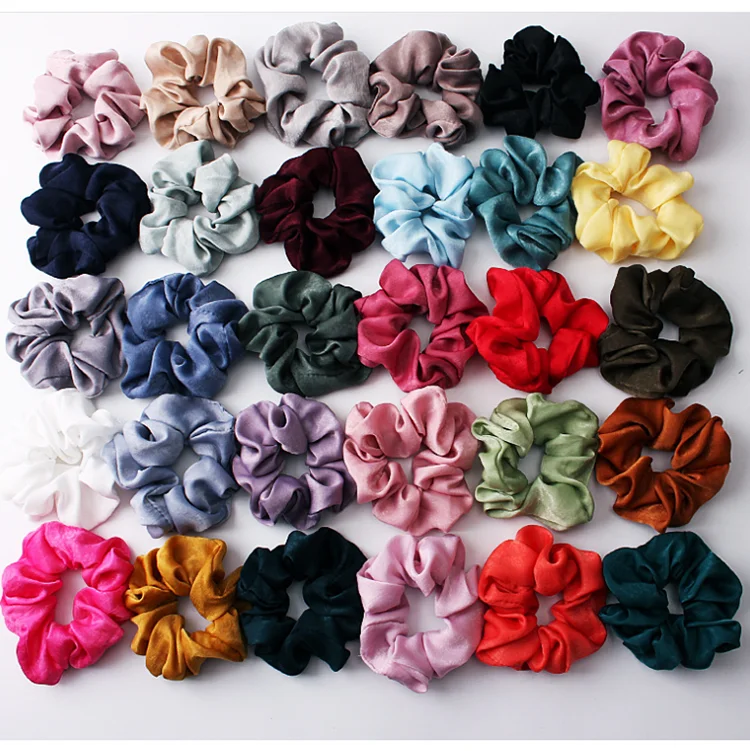 satin scrunshies (7).png