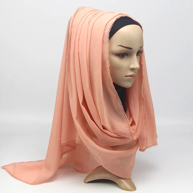 
Wholesale 2019 hot sale muslim hijab shawl scarf fashion 21colors plain bubble chiffon lace edges girl muslim hijab 