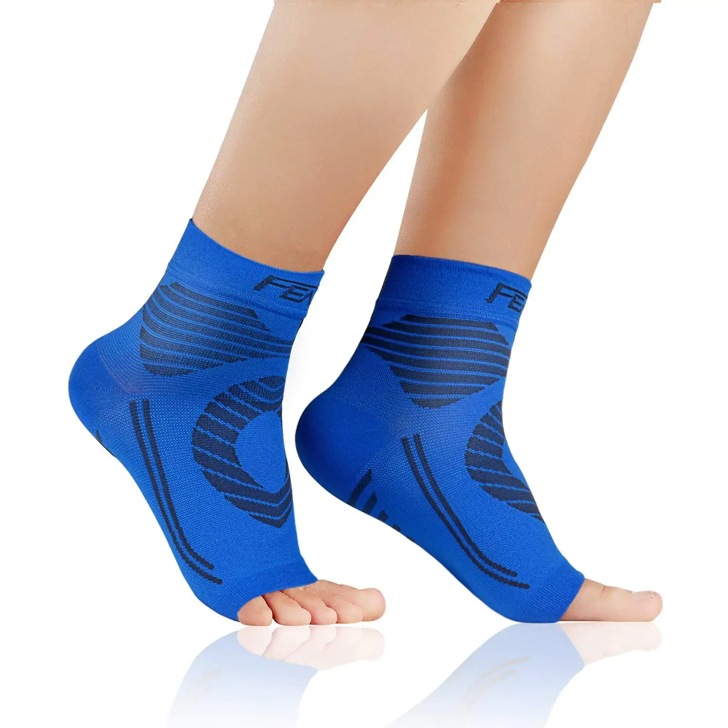 socks to relieve foot pain