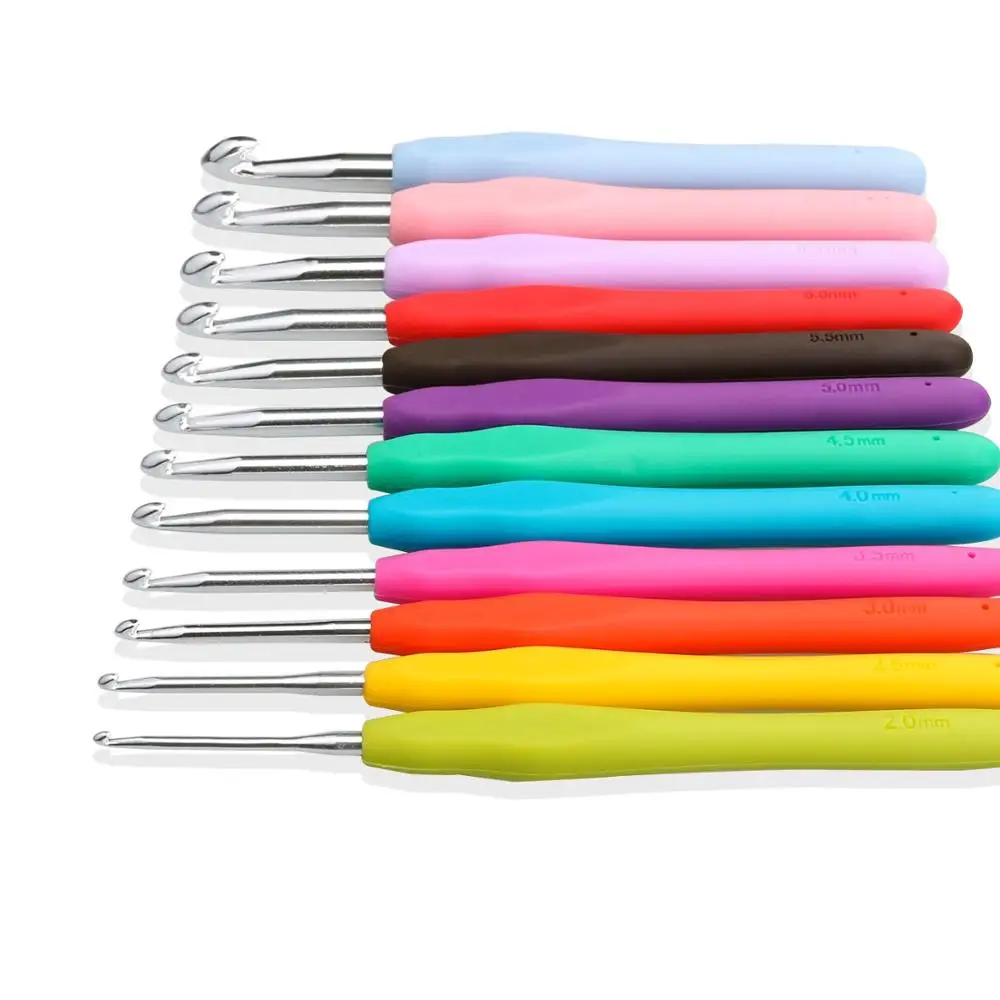 

12 pcs Aluminum Needles Crochet Hooks Knitting Needles Set Ergonomic Soft Handles With Case, Multicolor