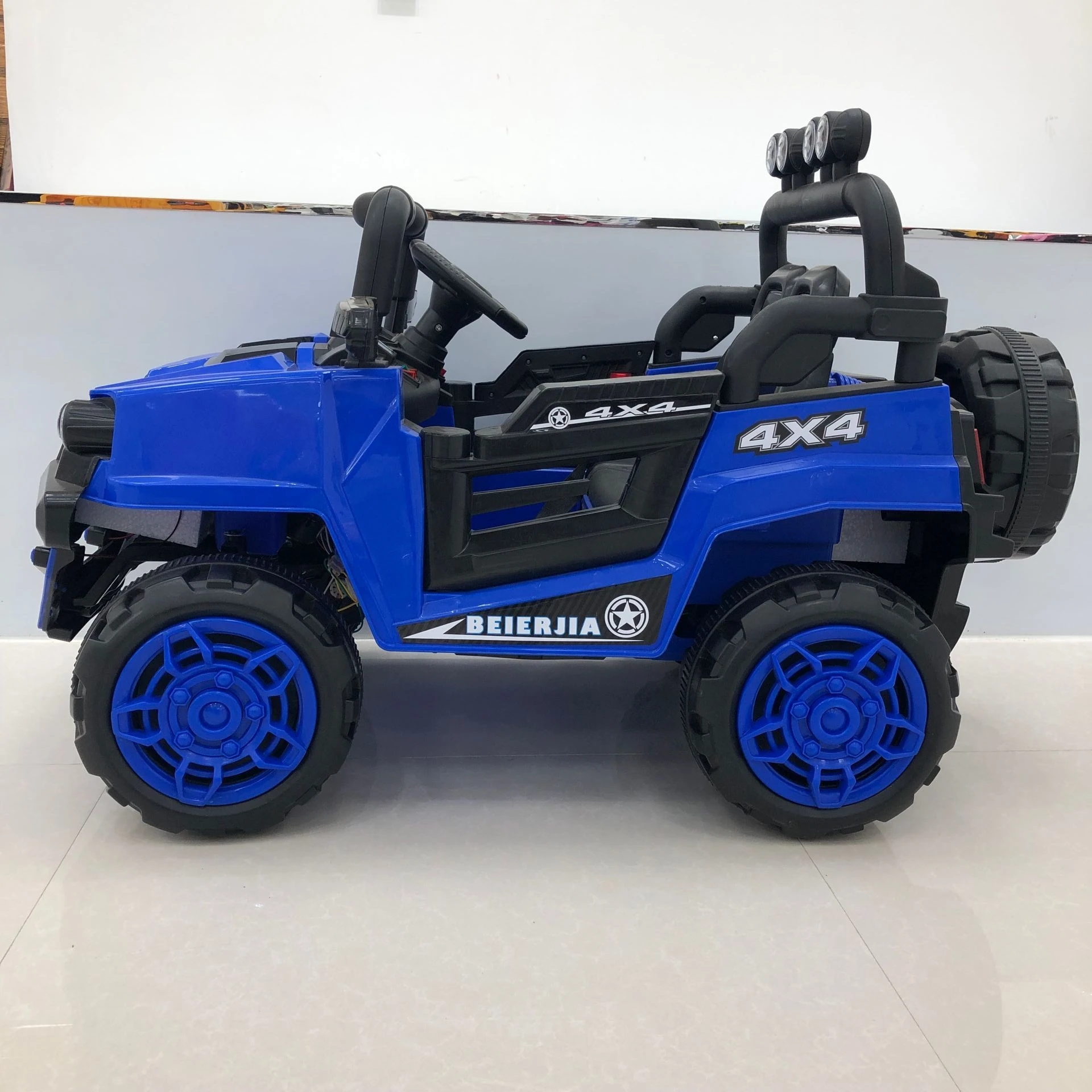China New Products Kids 12v Electric Car Kids Ride On Car China 12V de Elektrische Auto van de Kinderen van de Stijl