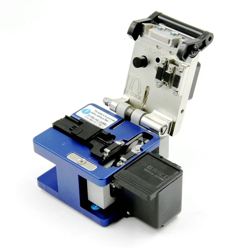 Dedicated Metal Fiber Cleaver Fc6s Cutting Ftth Fiber Optic Cable