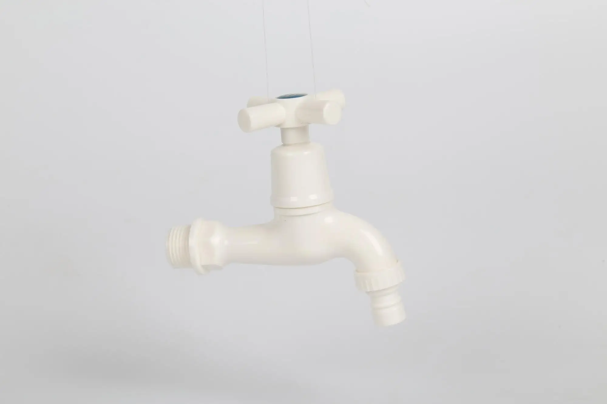 Cheaper Plastic Water Tap with 1/2"