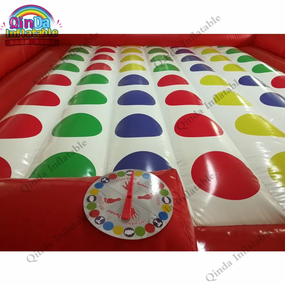 Outdoor Inflatable Jump Pad Twister Customized Giant