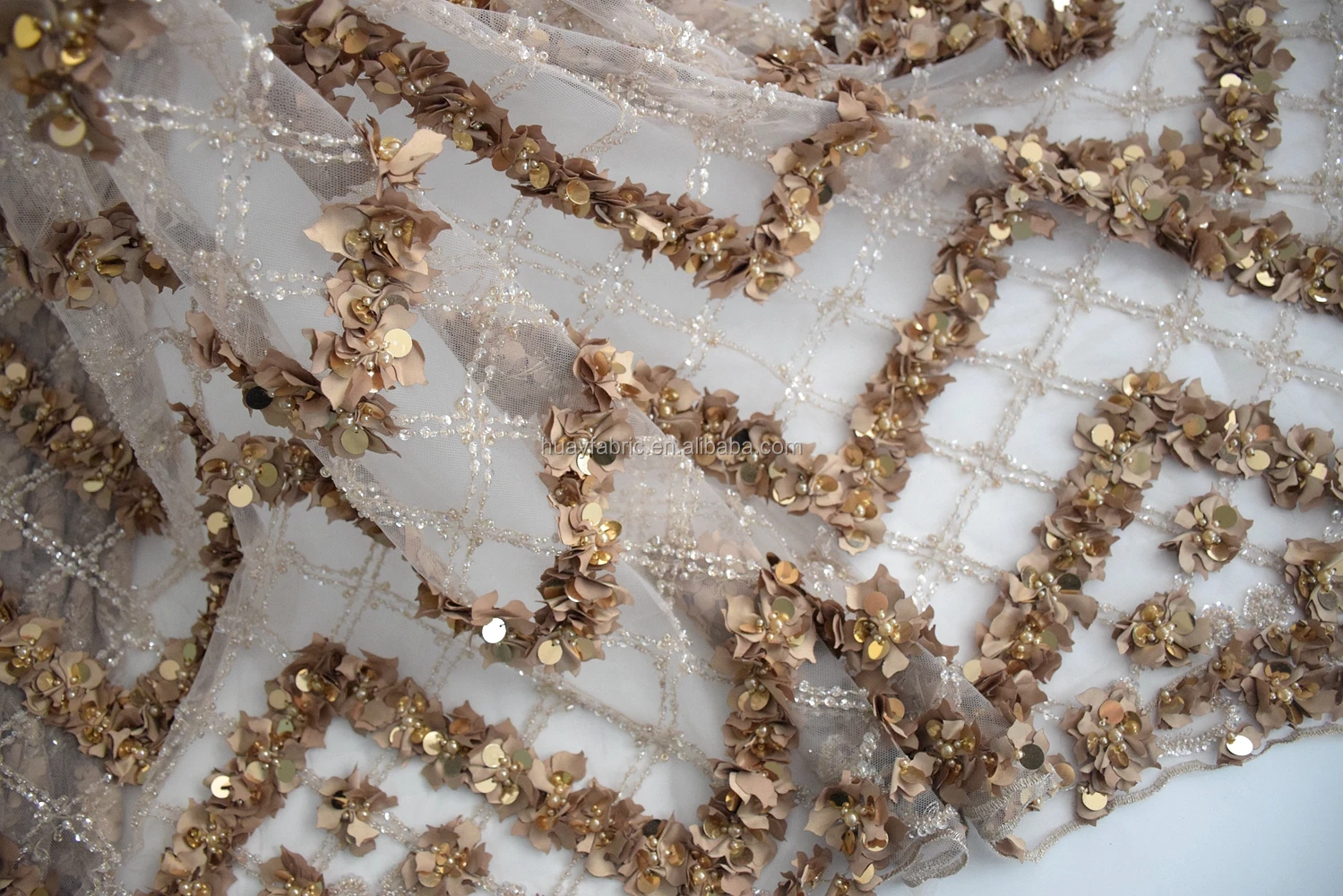 Heavy Wholesale Beaded Lace Fabric Dubai Net Embroidered Tulle Crystal