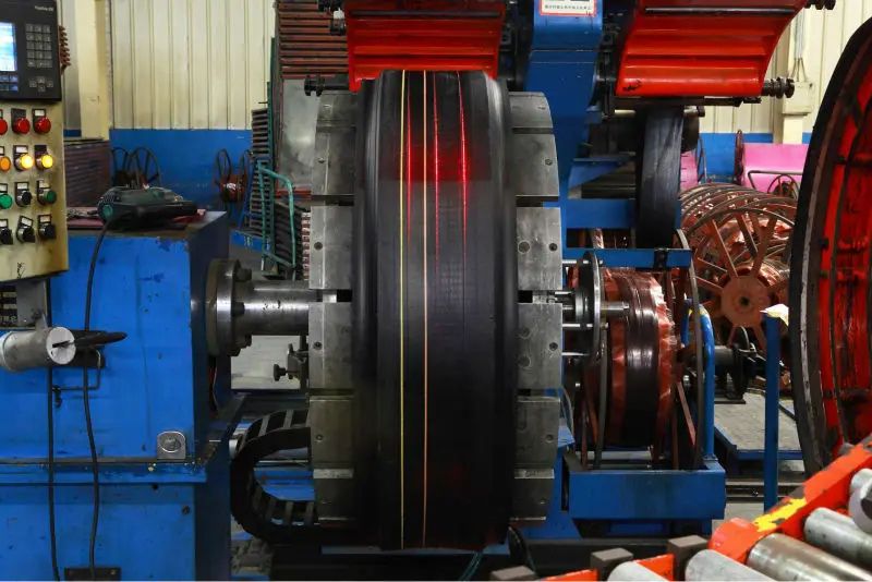China ShanDong Manufacturer Durun Brand tyre products exported to dubai
