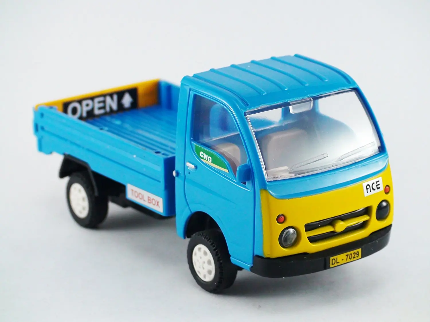 tata toy truck