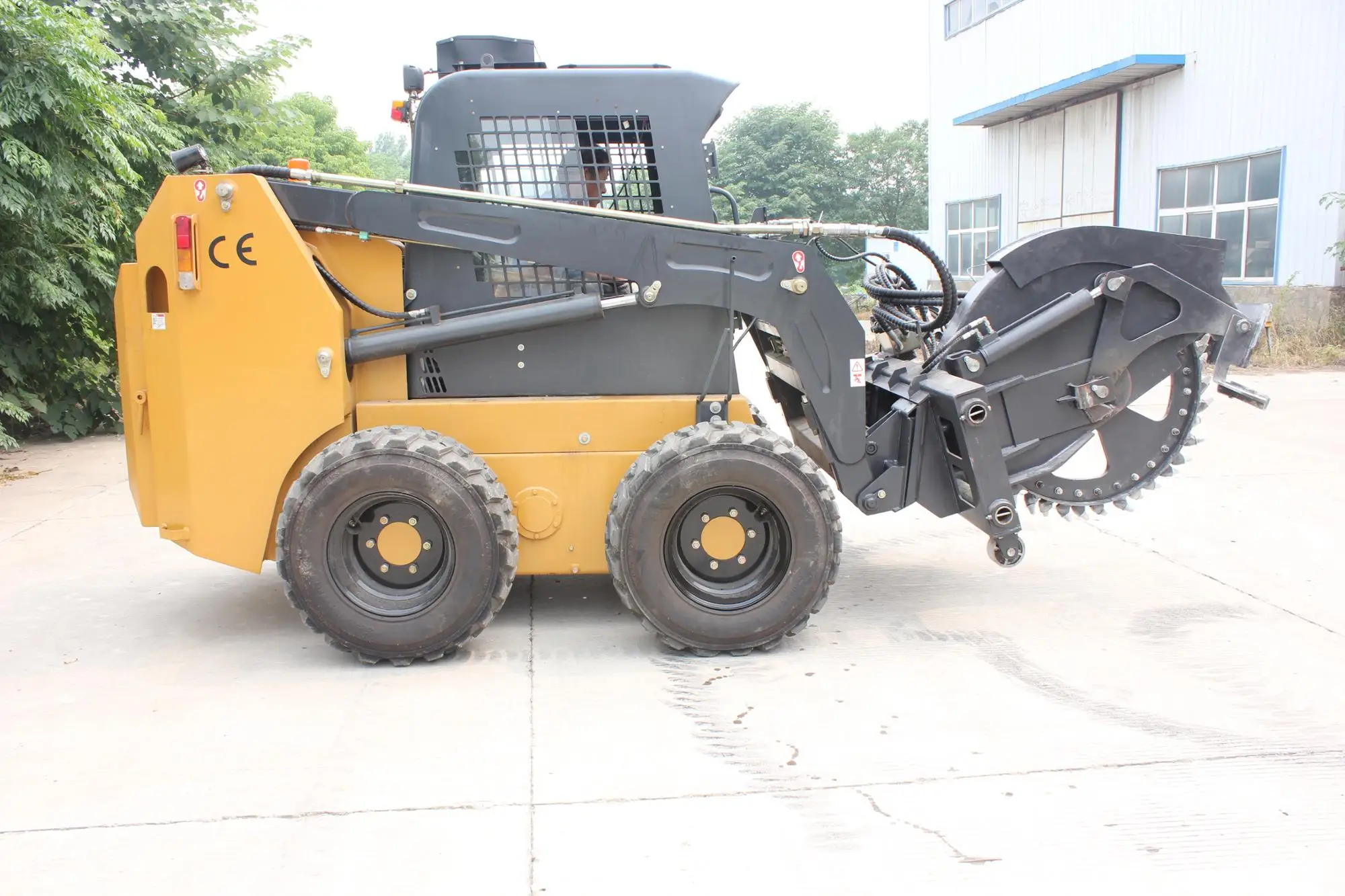 Rock Saw Skid Steer Loader Attachment 18'' Import Motor With Low Price