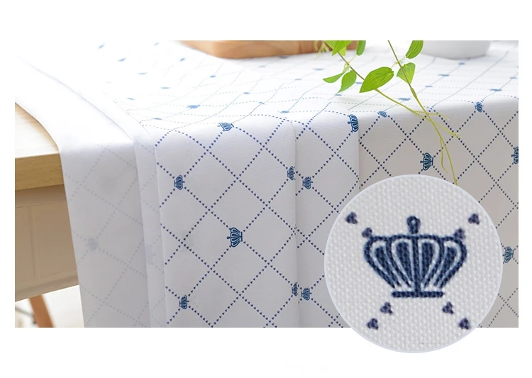 Custom polyester cotton print simple fresh blue checkered tablecloth