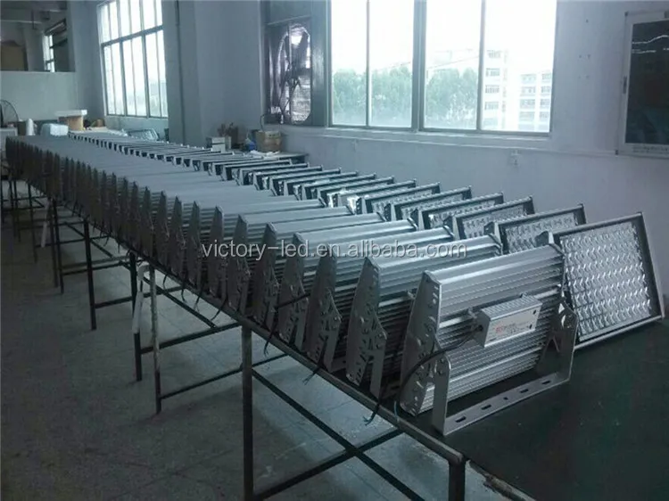 Bridgelux waterproof ip65 outdoor high lumen 120 watt led flood light